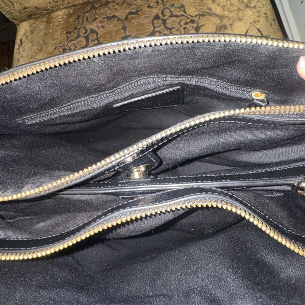 Coach Black Leather Shoulder Bag - Picture 5 of 9